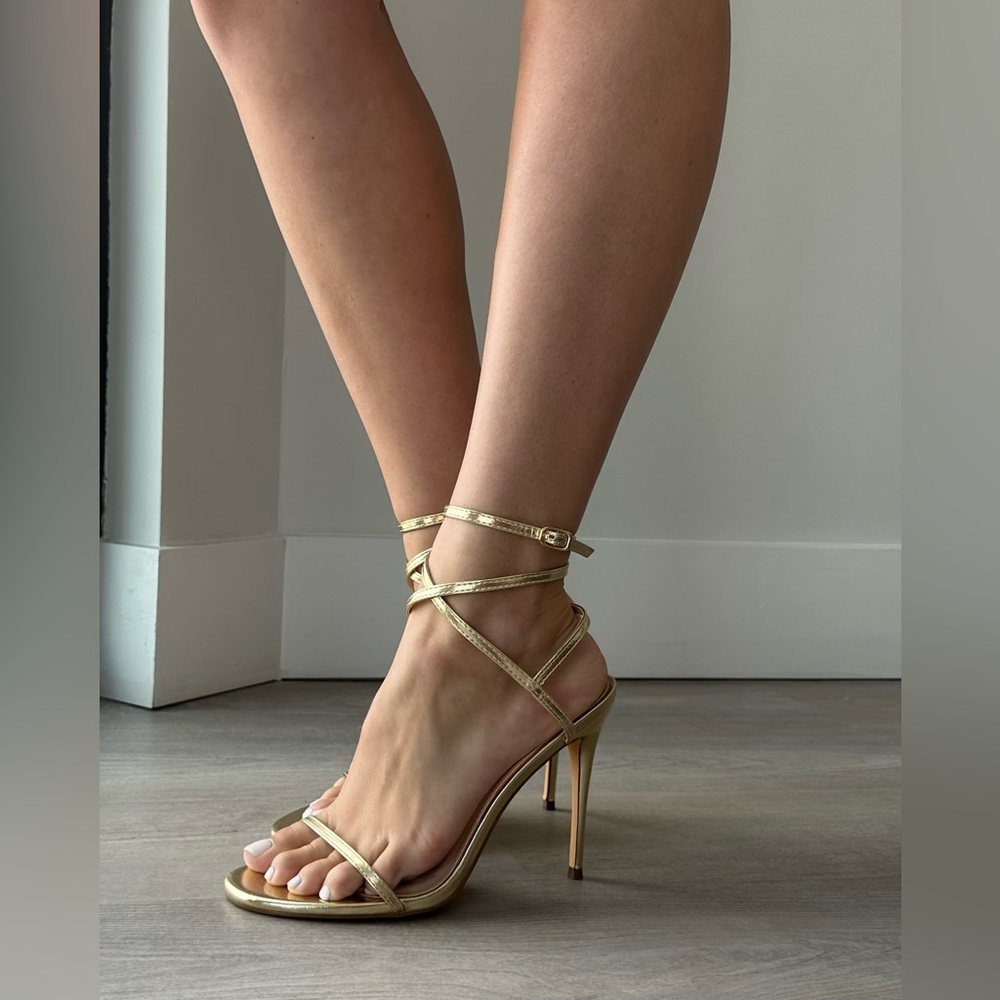 Lulu’s Gold Heels